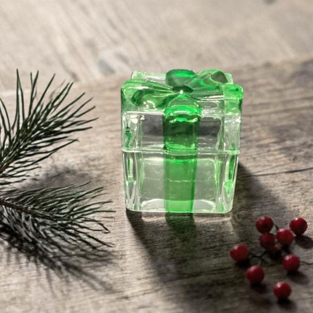 Mikasa Celebrations Crystal Green Bow Clear Christmas Box Present Vintage